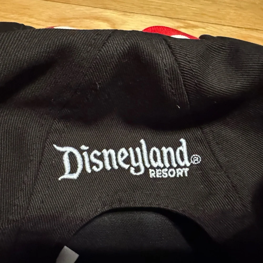 Disney Minnie Mouse Black and Red Polka Dot Mouse Ears  Youth hat - NEW